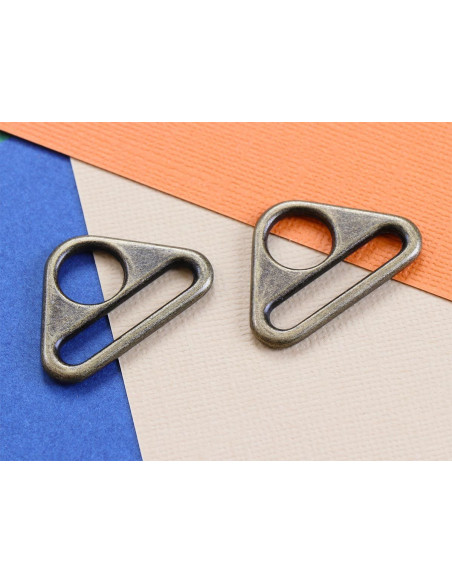 Set de 2 anneaux triangulaires passant 25 mm laiton antique