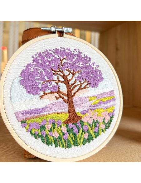 Kit broderie par Milpoint - Jacaranda sur la plaine