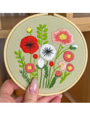 Kit broderie par Milpoint - Bouquet champêtre
