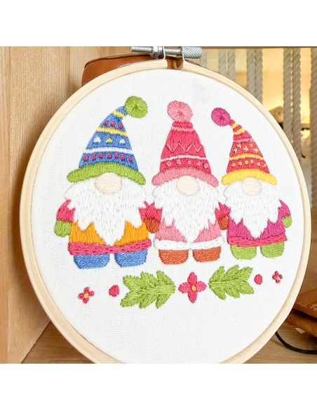 Kit broderie par Milpoint - Les gnomes du père noël
