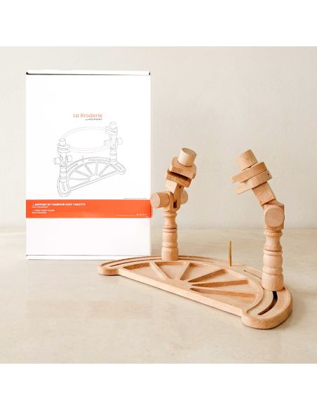 Support de tambour avec tablette et organisateur par Milpoint
