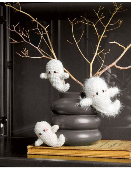 Kit crochet amigurumi Rico Halloween - Fantôme en mouvement