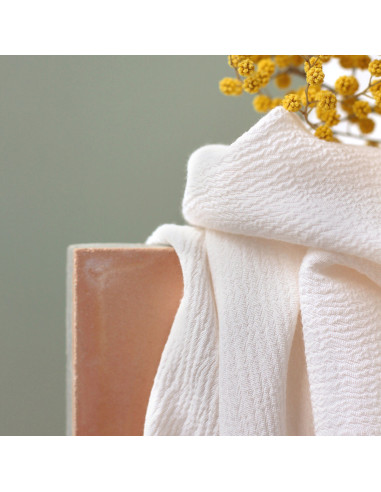 Tissu crêpe Marocain de viscose Blanc Cassé - La Maison Naïve