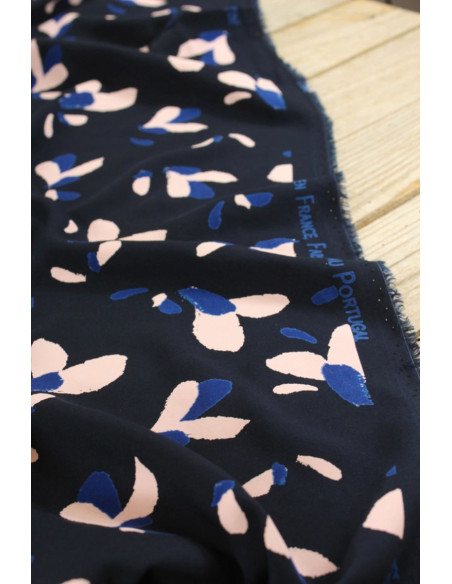 Tissu popeline de viscose Pétali bleu marine - Églantine & Zoé