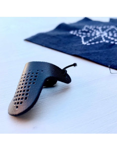 Dé en cuir pour sashiko Olympus 2