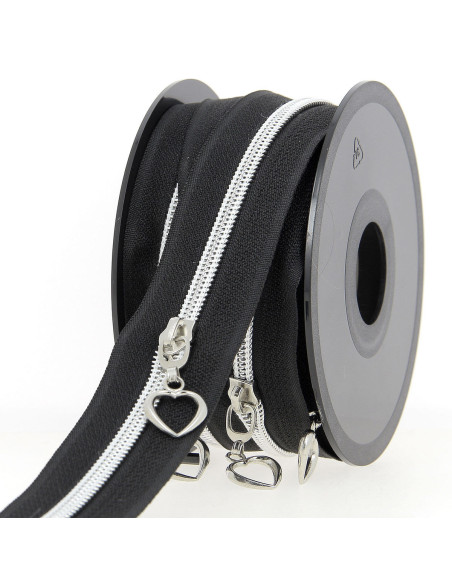 Rouleau de 5 mètres de fermeture nylon 5 mm avec tirettes coeurs - Noir et argent