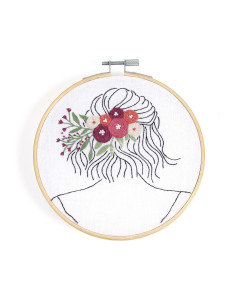 Kit broderie - Coiffure florale 2