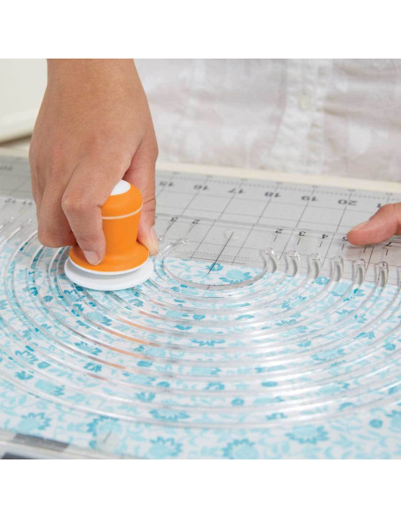 Cutter circulaire pour tissus Fiskars