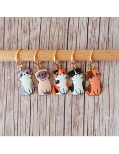 Lot de 5 anneaux marqueurs de maille - Petits chats manga 2