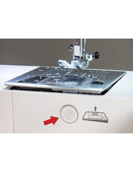 Machine à coudre et et à broder Necchi NE210