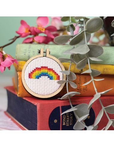 Mini kit broderie point de croix - Love is love